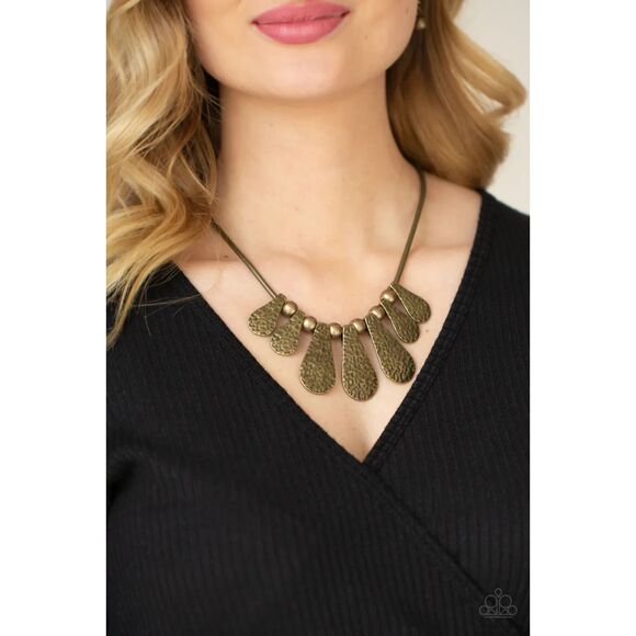 Gallery Goddess Brass Necklace (202) - Picture 1 of 3